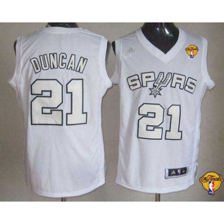 Spurs #21 Tim Duncan White Winter On-Court Finals Patch Stitched NBA Jersey